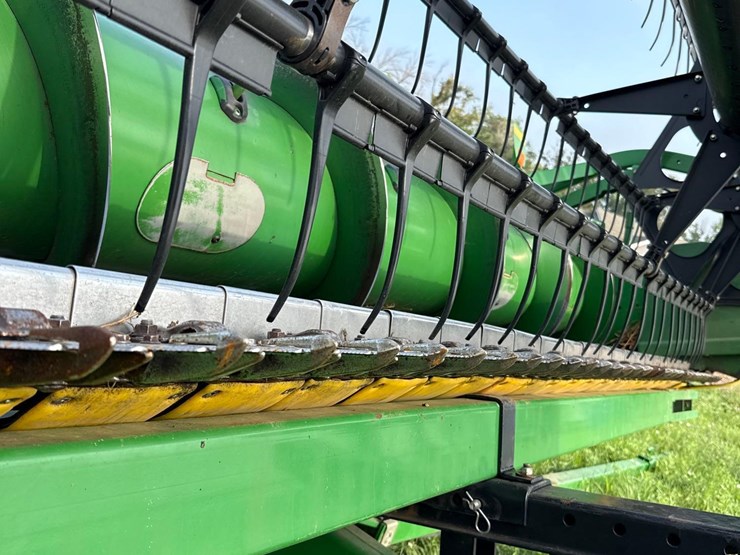 2009-john-deere-635f-image-15