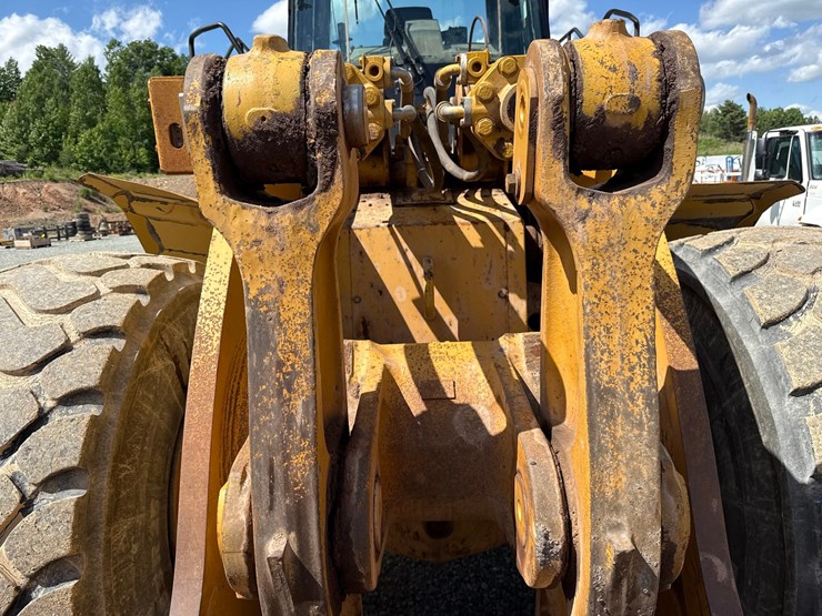 caterpillar-980g-image-30