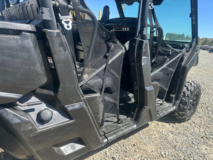 #5302-•-2022-canam-defender-4x4-utv-image-12
