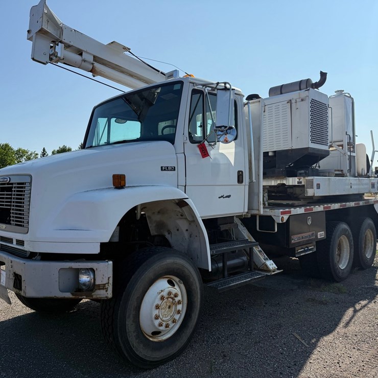 2003 FREIGHTLINER FL80
