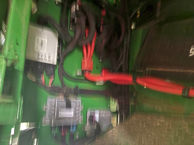 john-deere-s670-image-53