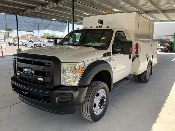 2016-ford-f550-image-4