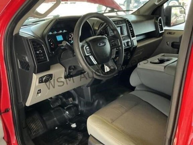 2017-ford-f150-image-23