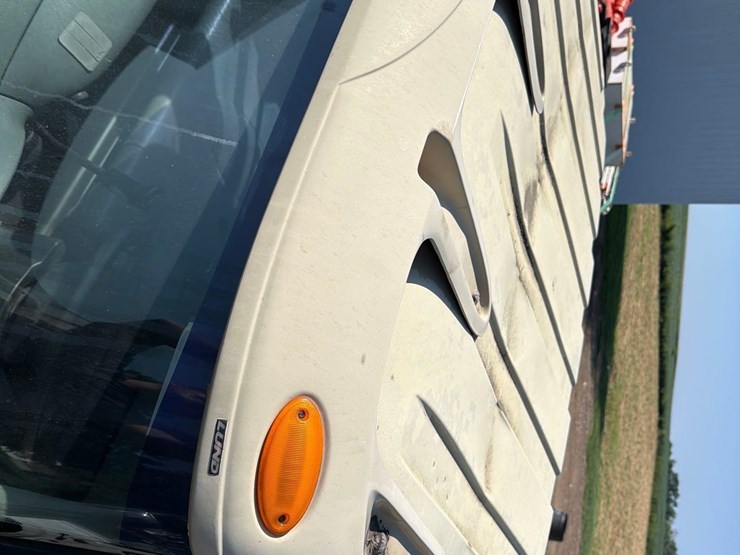 2003-international-durastar-4400-image-53
