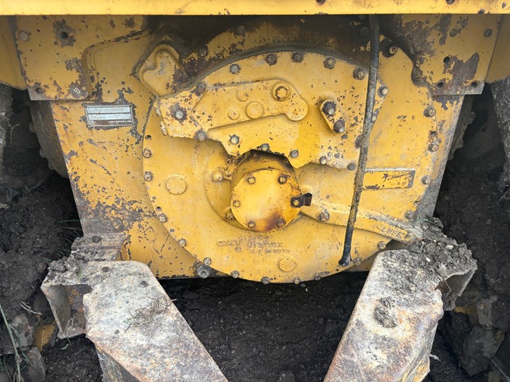 caterpillar-d4h-image-70