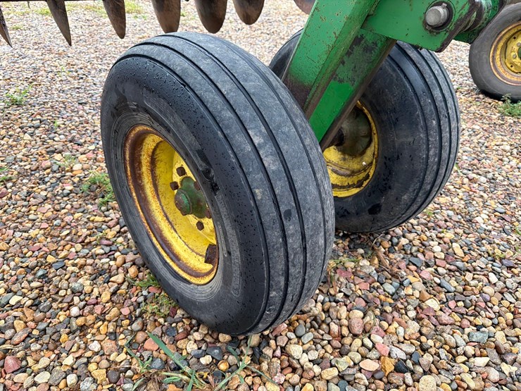 john-deere-510-image-32
