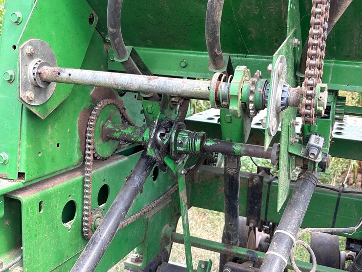 john-deere-1590-image-24