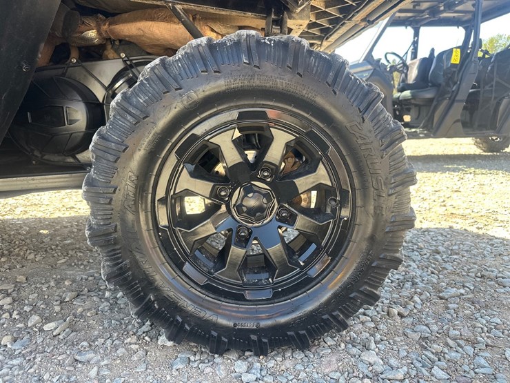 #5302-•-2022-canam-defender-4x4-utv-image-47