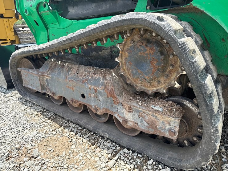 2019-bobcat-t550-image-60