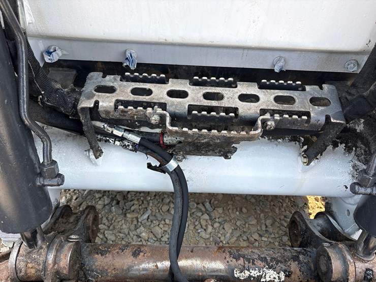 2018-bobcat-t870-image-30