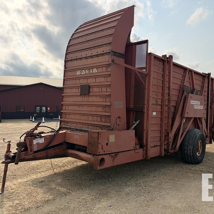 HESSTON STAKHAND 30A 895