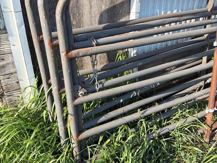5-grey-gates-image-2