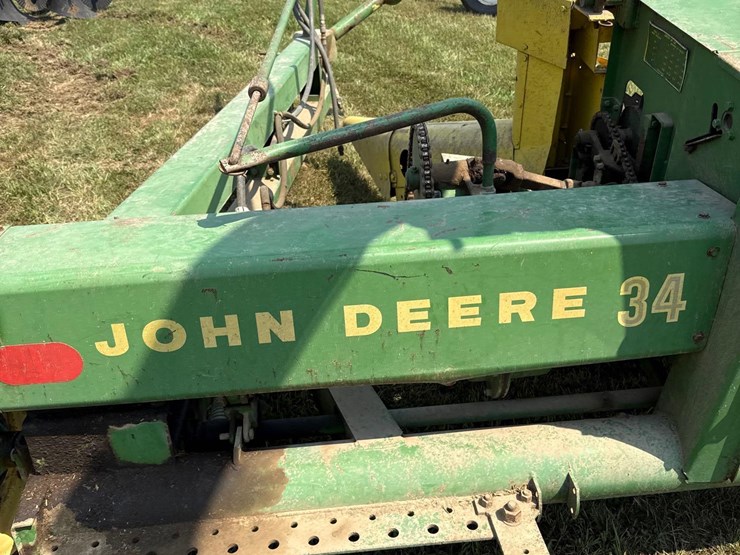 john-deere-34-image-24