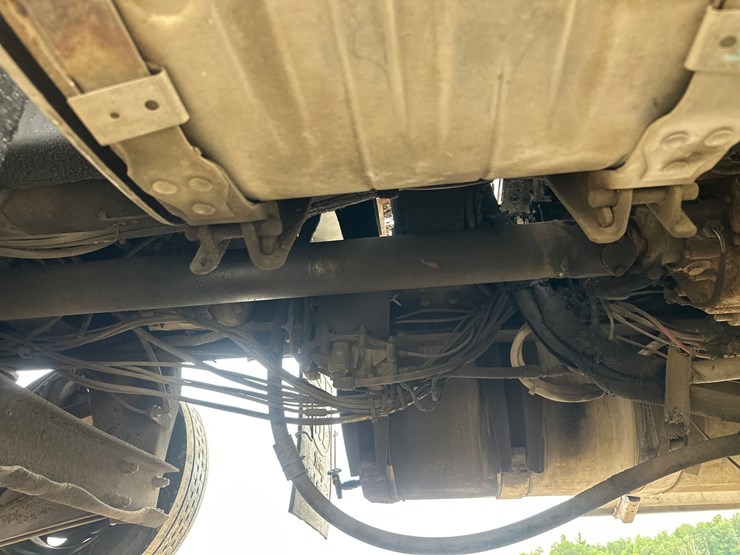 #61413-•-2013-mack-gu713-quad-axle-dump-truck-image-69