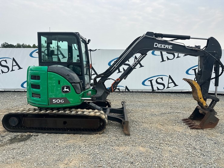 2019-deere-50g-image-6