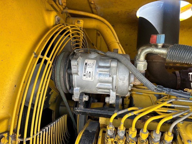 komatsu-gd650a-image-70