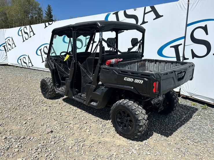 #5302-•-2022-canam-defender-4x4-utv-image-2