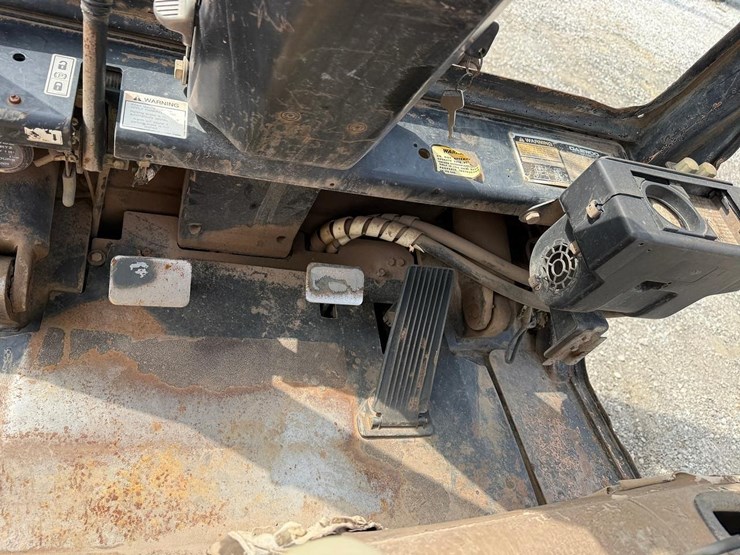 daewoo-d25s-3-image-16