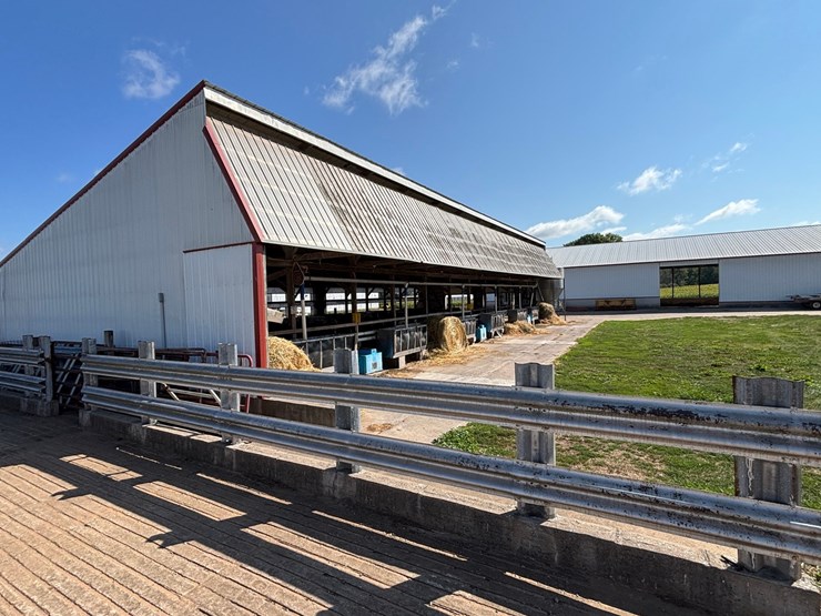 #60000-•-29.92-acre-farm-with-home,-barns-&-outbuildings-image-108