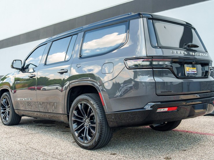 #118-•-offered-at-no-reserve-|-2023-jeep-grand-wagoneer-obsidian-image-7