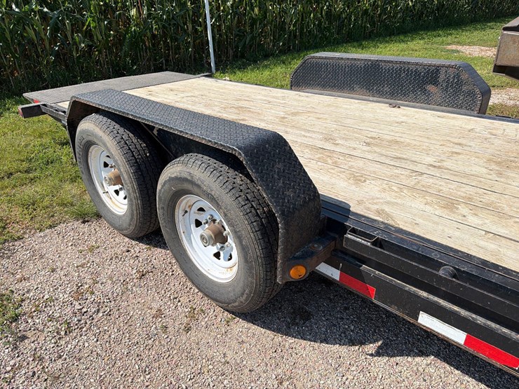 2012-pj-flatbed-image-10