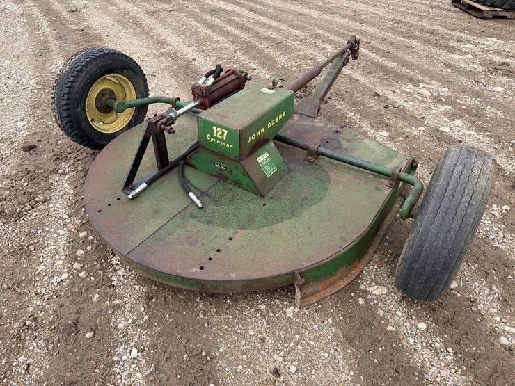 john-deere-127-image-4