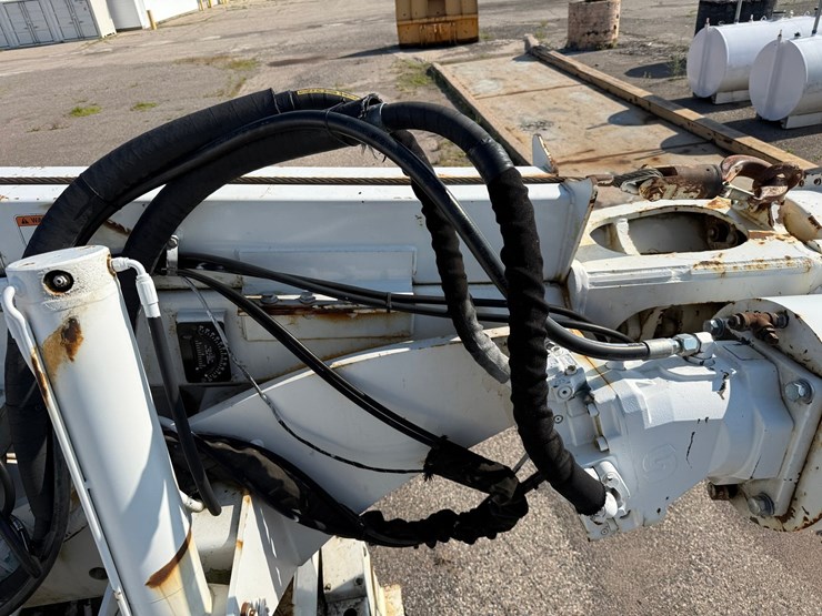 2003-freightliner-fl80-image-61