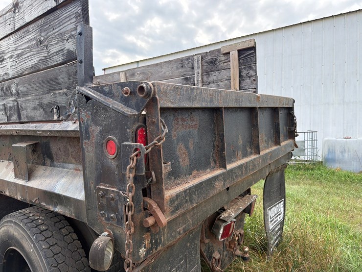 2001-caterpillar-3126-image-13