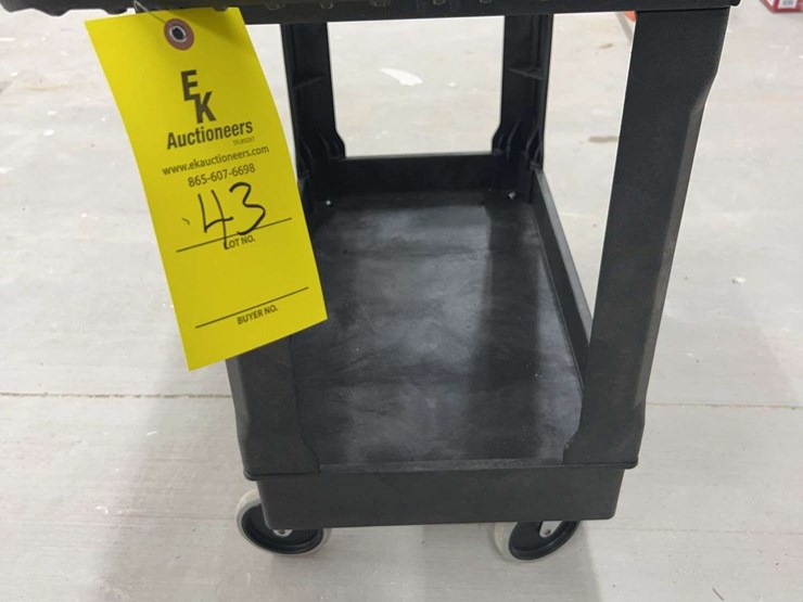 u-line-plastic-rolling-cart-image-2
