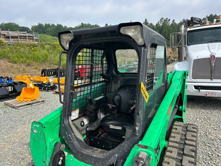 2017-bobcat-t550-image-38