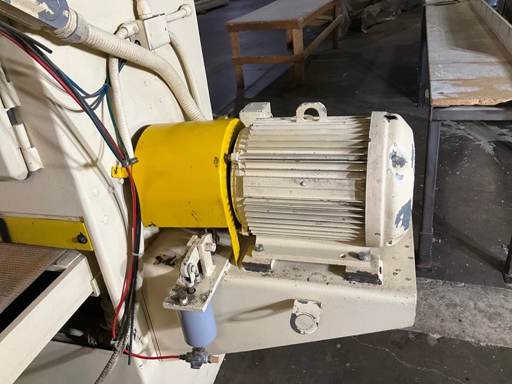 #215-•-cemco-of-2137-se-wide-belt-sander-image-13