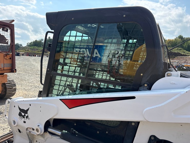 2016-bobcat-t630-image-12