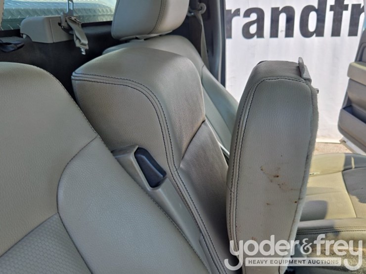 2010-ford-f150-image-35