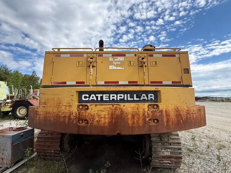 caterpillar-235b-image-19