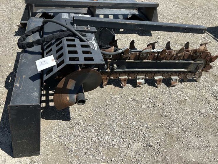 #218-•-skid-steer-hydraulic-trencher-image-1