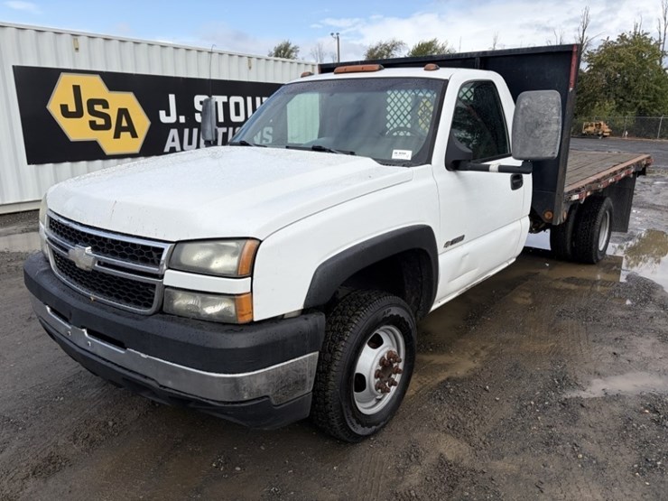 2006-chevrolet-silverado-3500-image-1