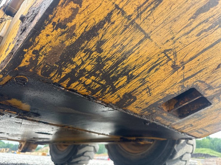 john-deere-250-image-50