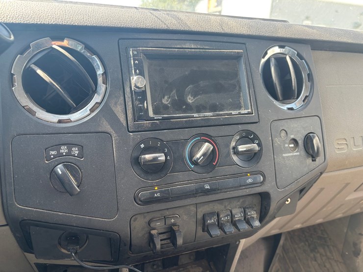2009-ford-f350-image-47