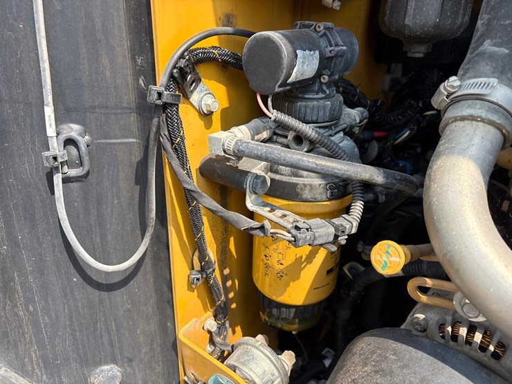 caterpillar-259d3-image-35