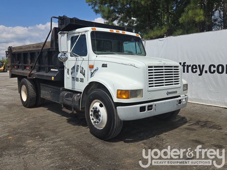 1998-international-4700-image-7