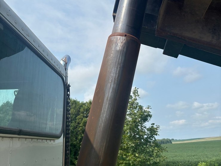 #2289-•-2006-peterbilt-tandem-axle-dump-truck-image-103