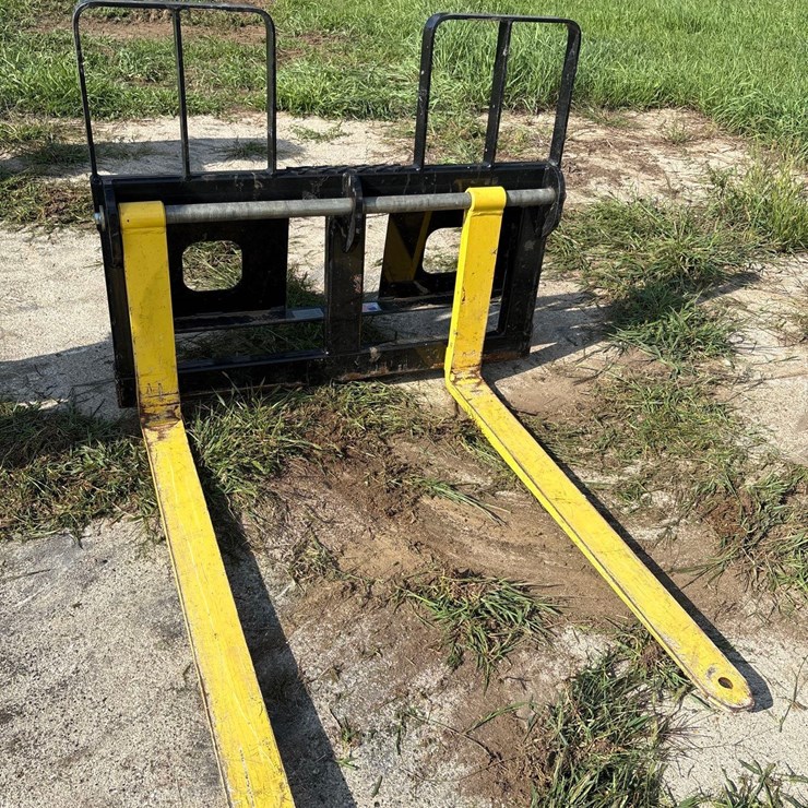 MDS Skidloader Pallet Forks
