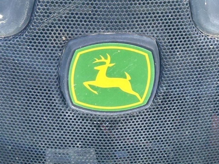 2021-john-deere-1025r-image-8