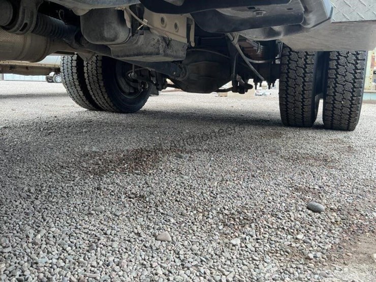 2019-ford-f550-image-25