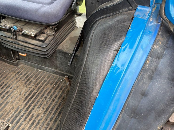 ford-8730-image-28