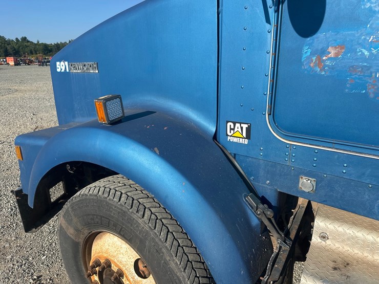 1988-kenworth-t800-image-11