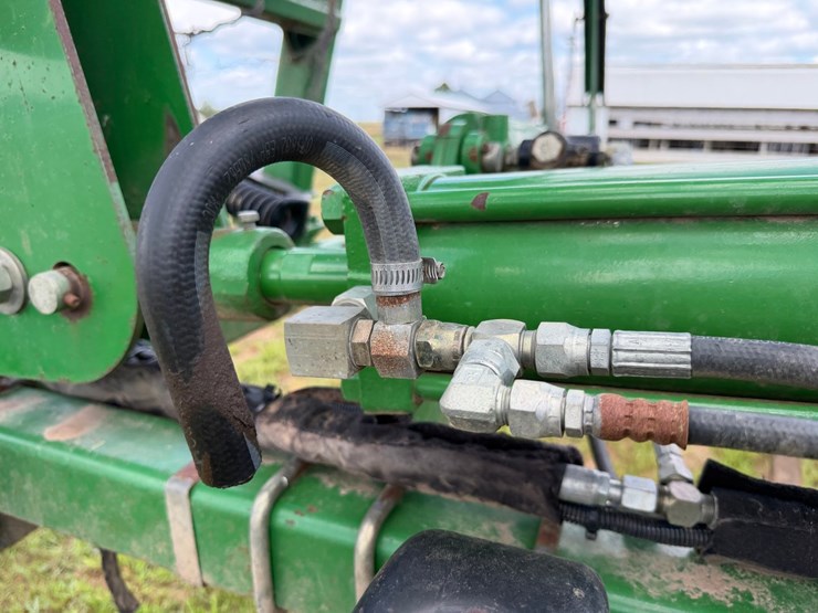 john-deere-2200-image-39