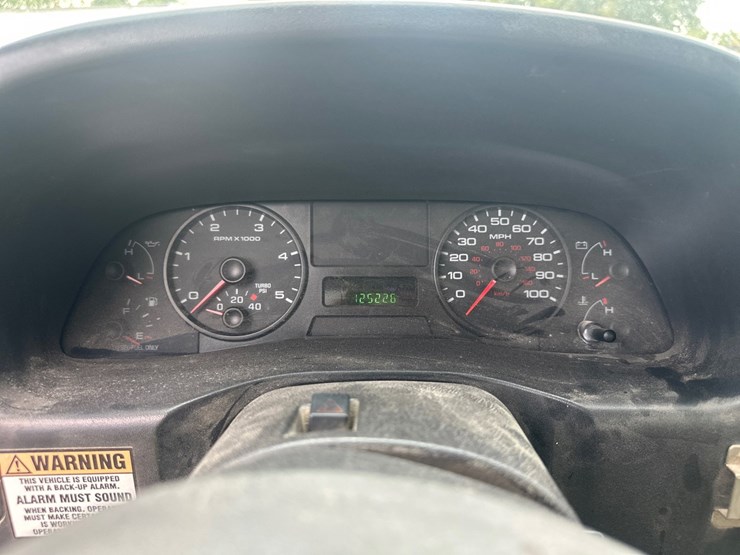 2007-ford-f550-image-36