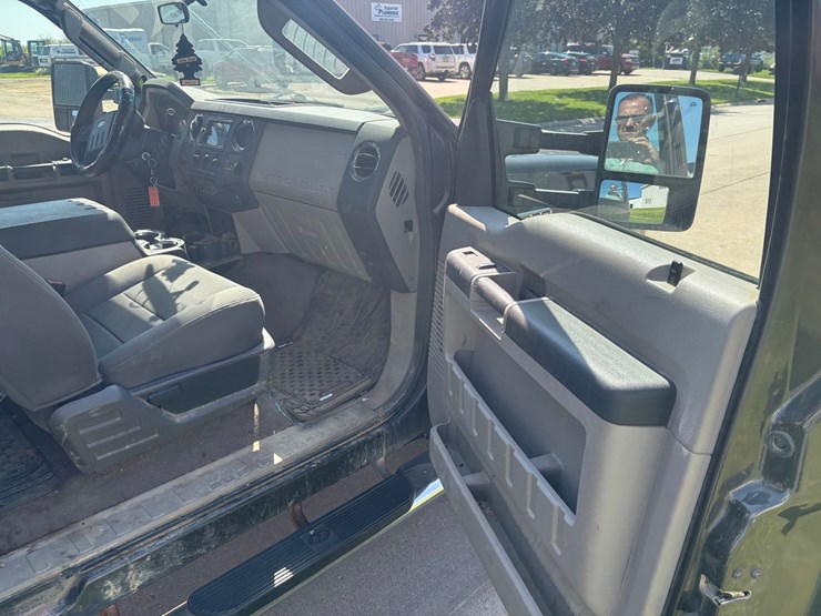 2009-ford-f350-image-37