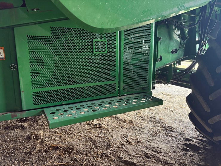 john-deere-s670-image-89